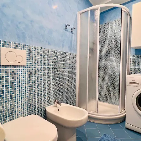 Garibaldi - Centralissimo Con Wifi E A Due Passi Dal Mare Apartament